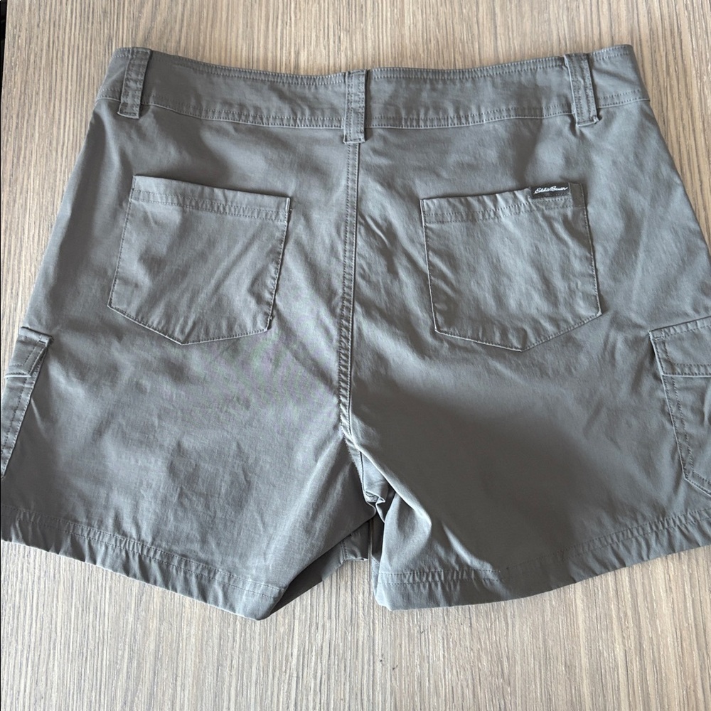 Bundle Eddie Bauer Women’s Cargo Shorts Size 12 5” Inseam (2 Pair) - Picture 9 of 13